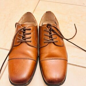 Boy’s dress shoes